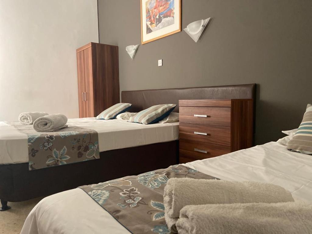 Sunstone Boutique Guest House Buġibba Luaran gambar