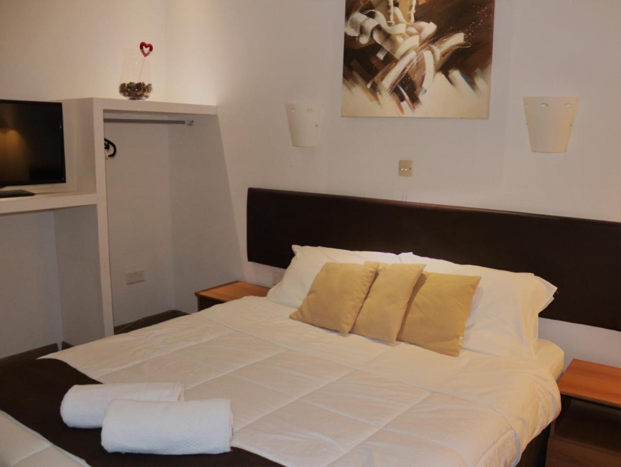 Sunstone Boutique Guest House Buġibba Luaran gambar